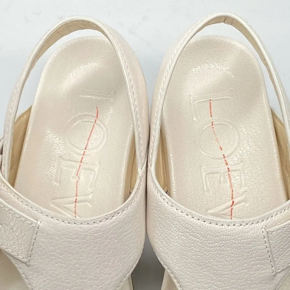 Loewe Ease leather platform thong sandals size 38